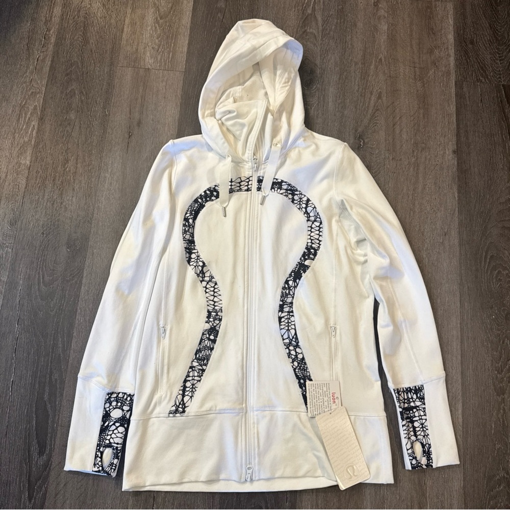 Lululemon Athletica Womens Stride Scuba Hooded Jacket White Glacier Size 10 NWT